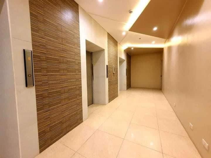 Luxanos Condo Place- Sunvida Tower Cebu Eksteriør bilde