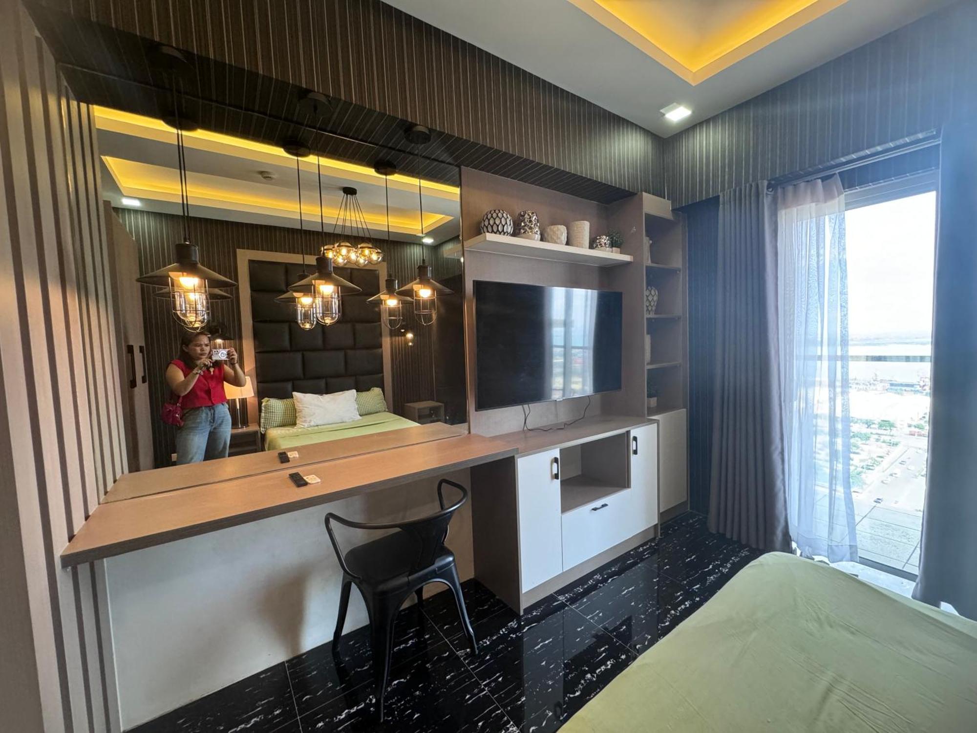 Luxanos Condo Place- Sunvida Tower Cebu Eksteriør bilde